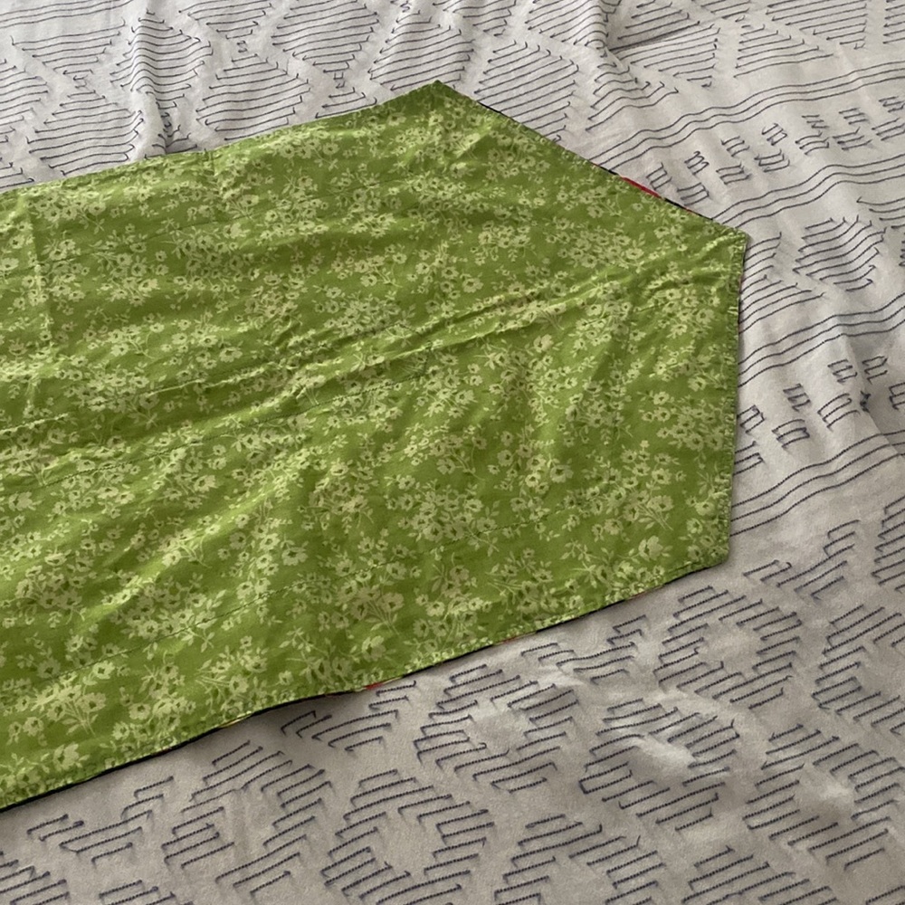 Reversible Table Runner - Picture 6 of 7